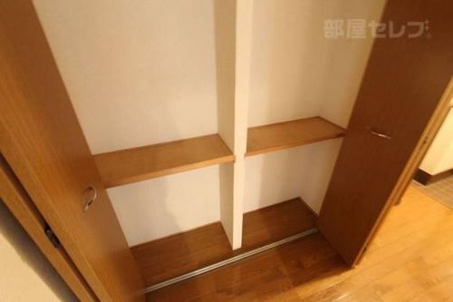 シティーガーデン善進本町405の内装