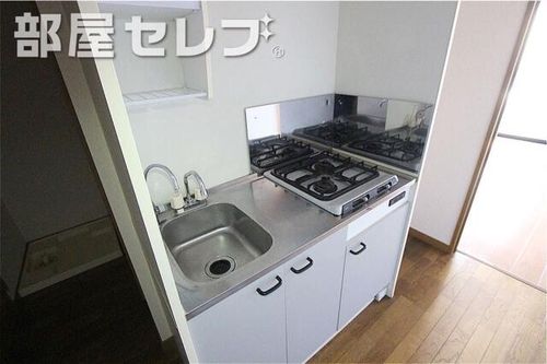 アンプルールフェールシャルマンのキッチン