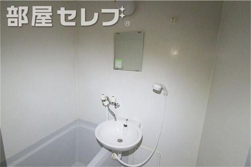 アンプルールフェールシャルマンの内装