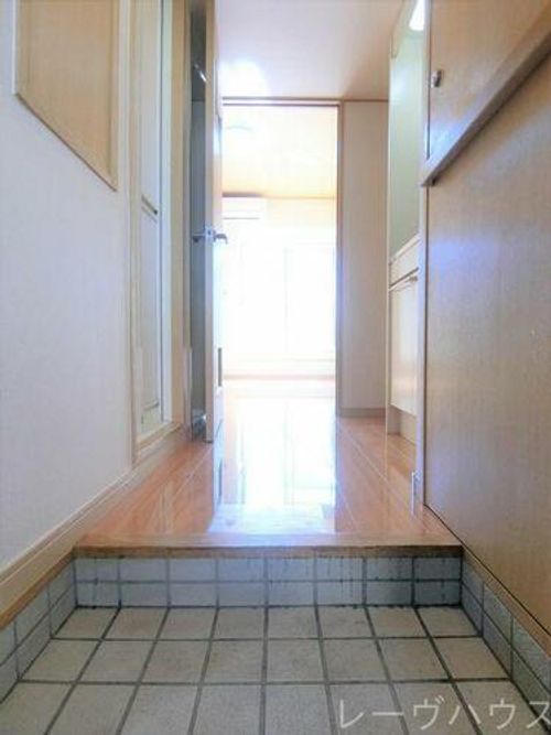 福岡県福岡市中央区舞鶴1丁目(マンション)の賃貸物件の玄関