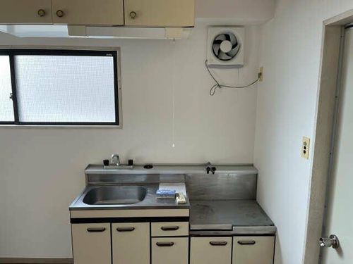 二村マンションのキッチン