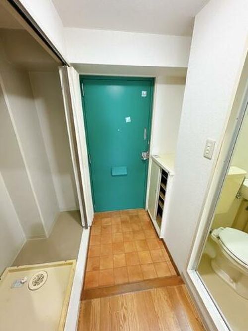 フローレンス小野原206の玄関