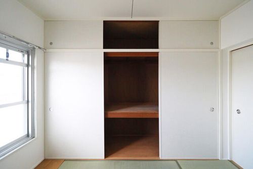 UR徳力0840501の内装