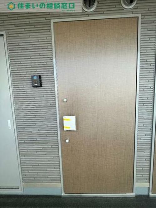 愛知県岡崎市福岡町字北裏(アパート)の賃貸物件の玄関