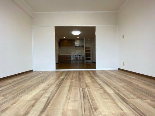 パークヒルズオーカの内装