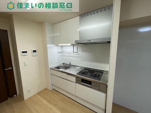 愛知県岡崎市柱5丁目(アパート)の賃貸物件のキッチン