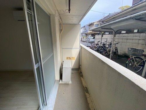 エスカーラ植田1Bの内装