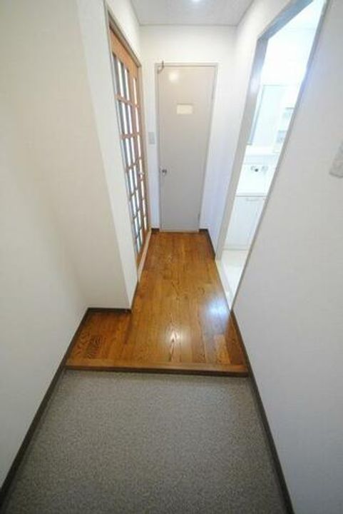 シルベーヌ北山の玄関