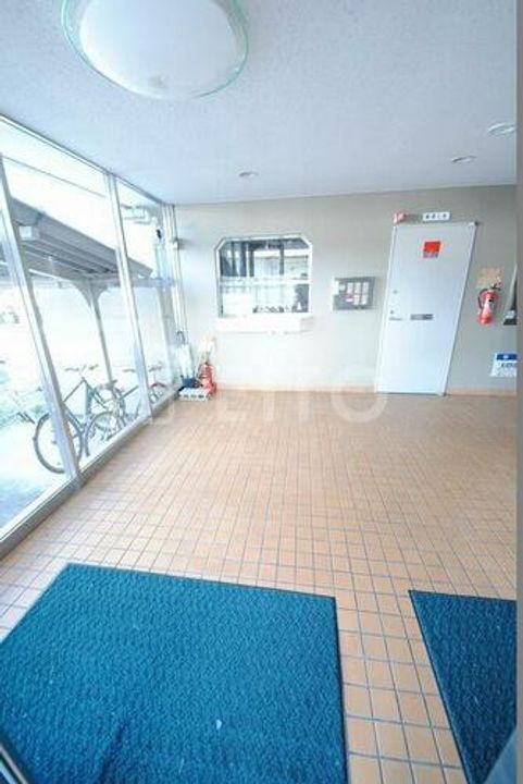 シルベーヌ北山の玄関