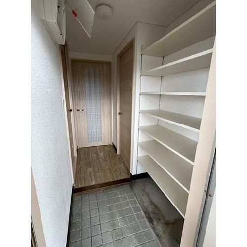 ライフガーデンの玄関