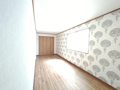 サンライトビル1Fの内装