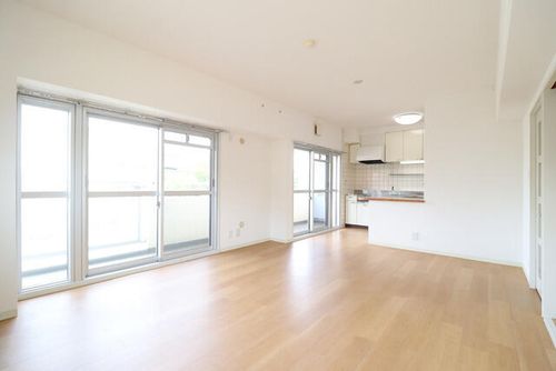 UR藤沢台中央0000315の居間