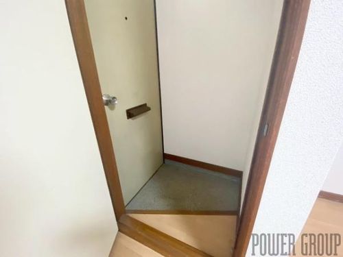 アタックハイツの玄関