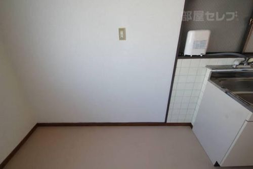 キャトルセゾン高村1Aのキッチン