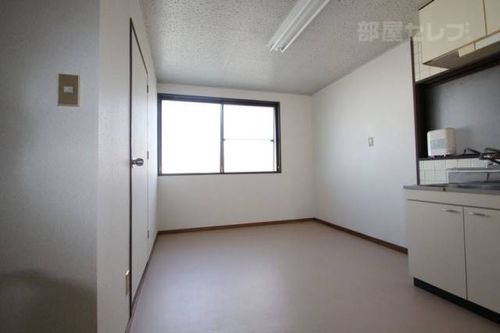 キャトルセゾン高村1Aの内装