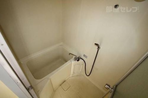 キャトルセゾン高村1Aの風呂