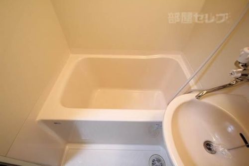 現代ハウス新栄301の風呂