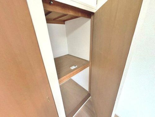 松川マンションの内装