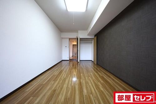 プロビデンス桜山の内装