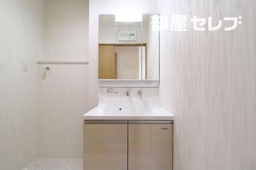 Charmant102の内装