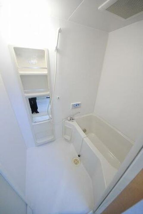 ウィステリア参番館の風呂