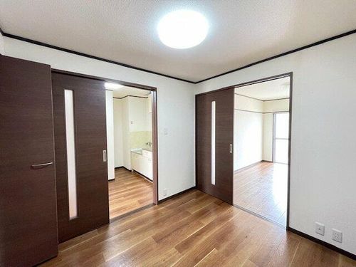 兵庫県尼崎市椎堂1丁目(マンション)の賃貸物件の居間