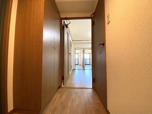 ノルデンタワー新大阪アネックスの玄関