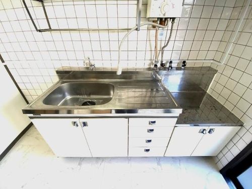 ダフゴ第1マンションのキッチン