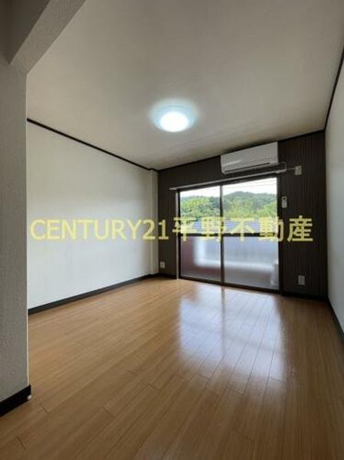 クラウンハイツの居間