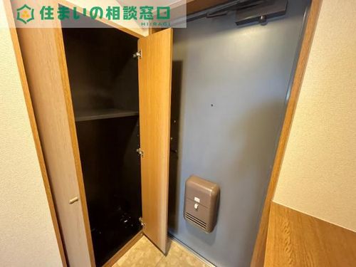 愛知県岡崎市大門4丁目(マンション)の賃貸物件の玄関