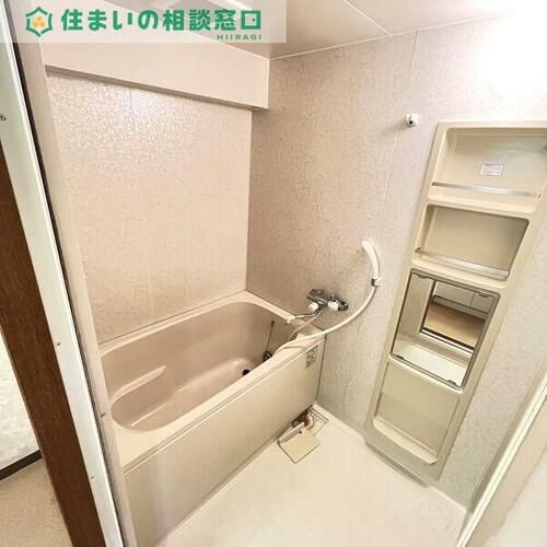 愛知県岡崎市大門4丁目(マンション)の賃貸物件の風呂