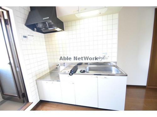 愛知県一宮市浅井町河田字桜の里(アパート)の賃貸物件のキッチン