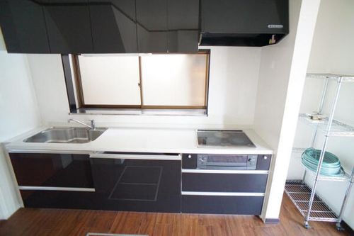 福岡県中間市東中間3丁目(一戸建)の賃貸物件1のキッチン