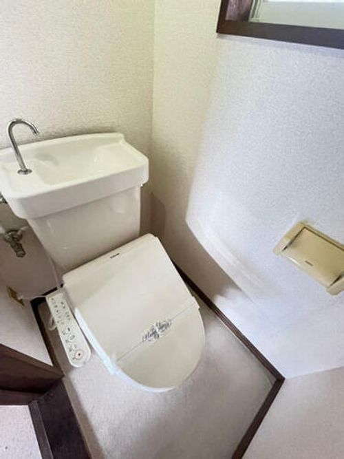 グランデール鳴水B-102の内装