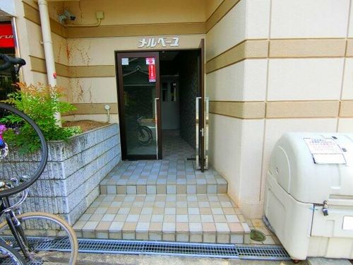 メルベーユの玄関