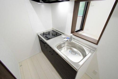 レヴァレント黒崎102のキッチン