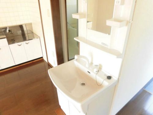 グランデール鳴水B-203の内装