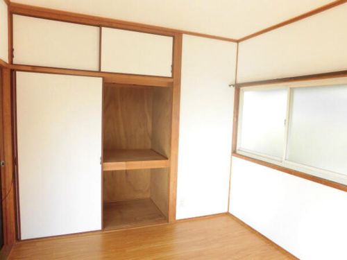 グランデール鳴水B-203の内装