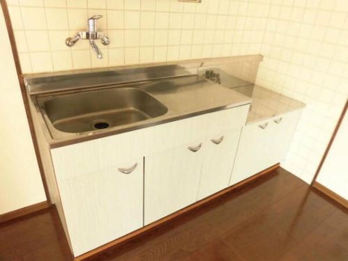 グランデール鳴水B-203のキッチン