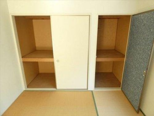 サンハイツ力丸B-102の内装