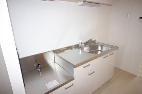 フォルトゥーナC207のキッチン