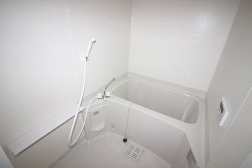 フォルトゥーナC207の風呂