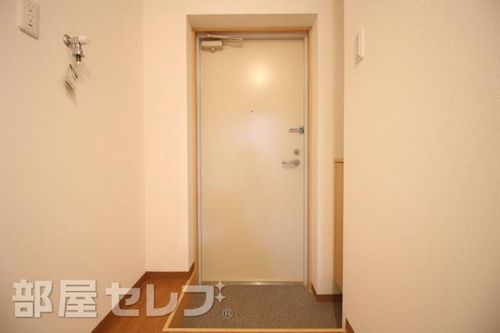 A・City守山小幡の玄関