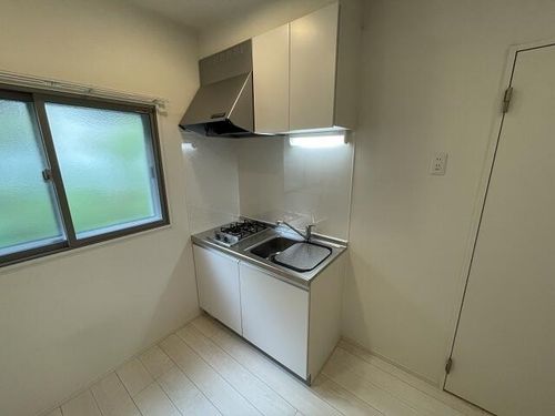 大阪府大阪市生野区小路1丁目(アパート)の賃貸物件のキッチン