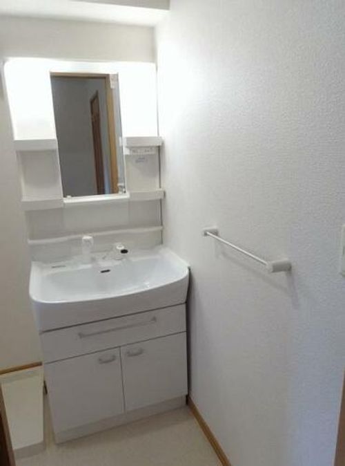 エヴァーアトラス102の内装