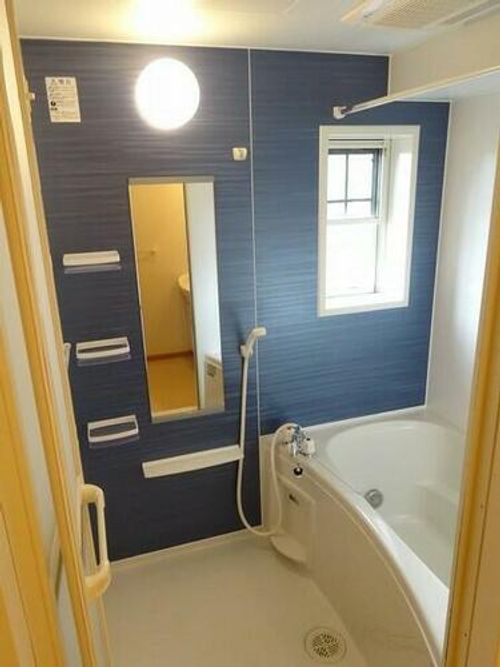 エヴァーアトラス102の風呂