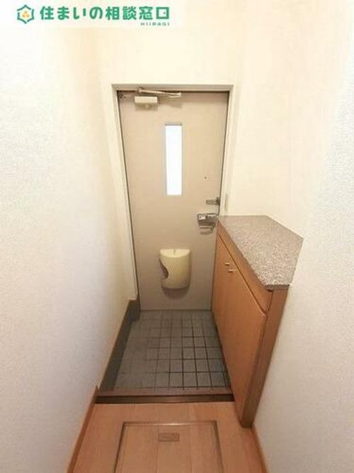 愛知県岡崎市丸山町字道円(アパート)の賃貸物件の玄関