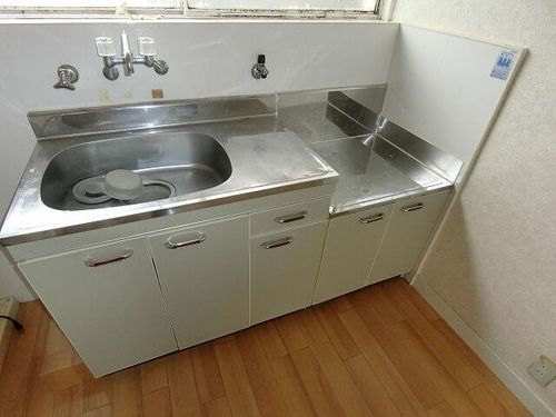 真砂苑303のキッチン