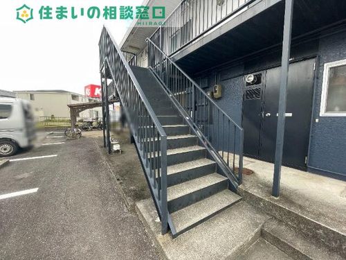 愛知県碧南市久沓町4丁目(アパート)の賃貸物件の玄関