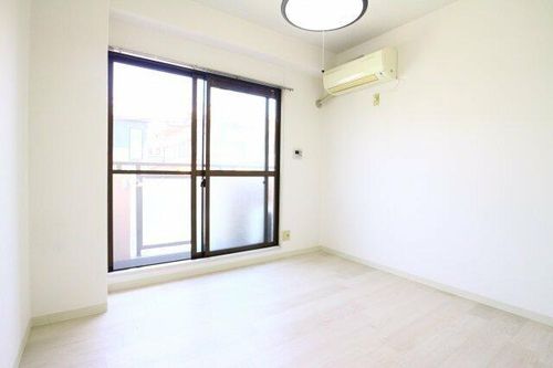 リッツ坂上の居間